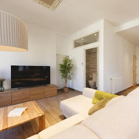 Bravissimo Rambla Llibertat, Monthly Girona