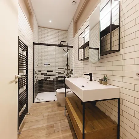Apartment Bravissimo Rambla Llibertat, Monthly