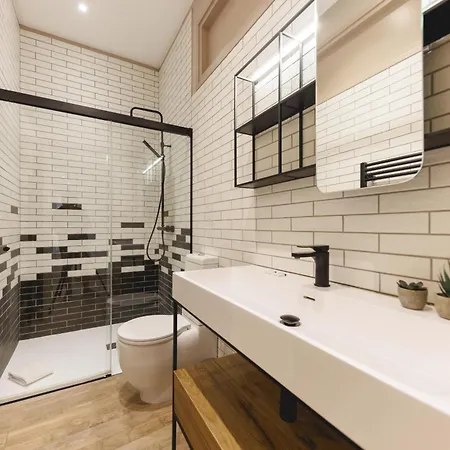 Bravissimo Rambla Llibertat, Monthly Apartment
